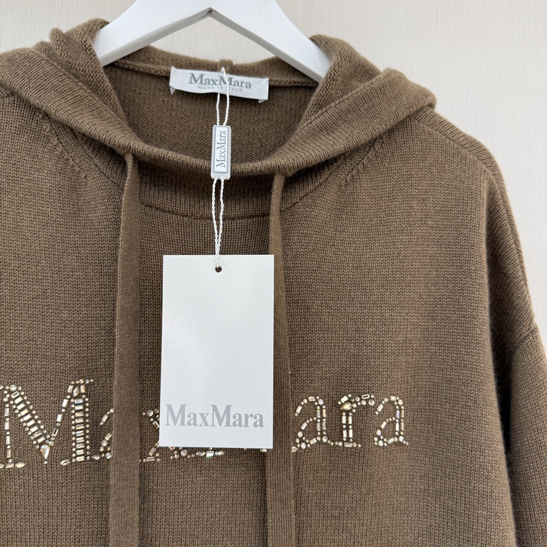 Maxmara2024年秋冬新款女装抽绳连帽针织卫衣购入专柜原版1:1定制采用100%羊绒面料以及进口亮