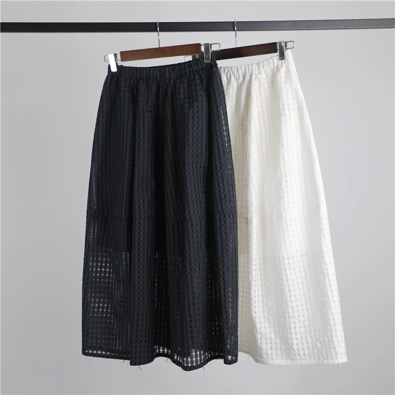 Chloe’s High-Quality Women’s Clothes with Waffle Girdles in Black and White - 图片 3