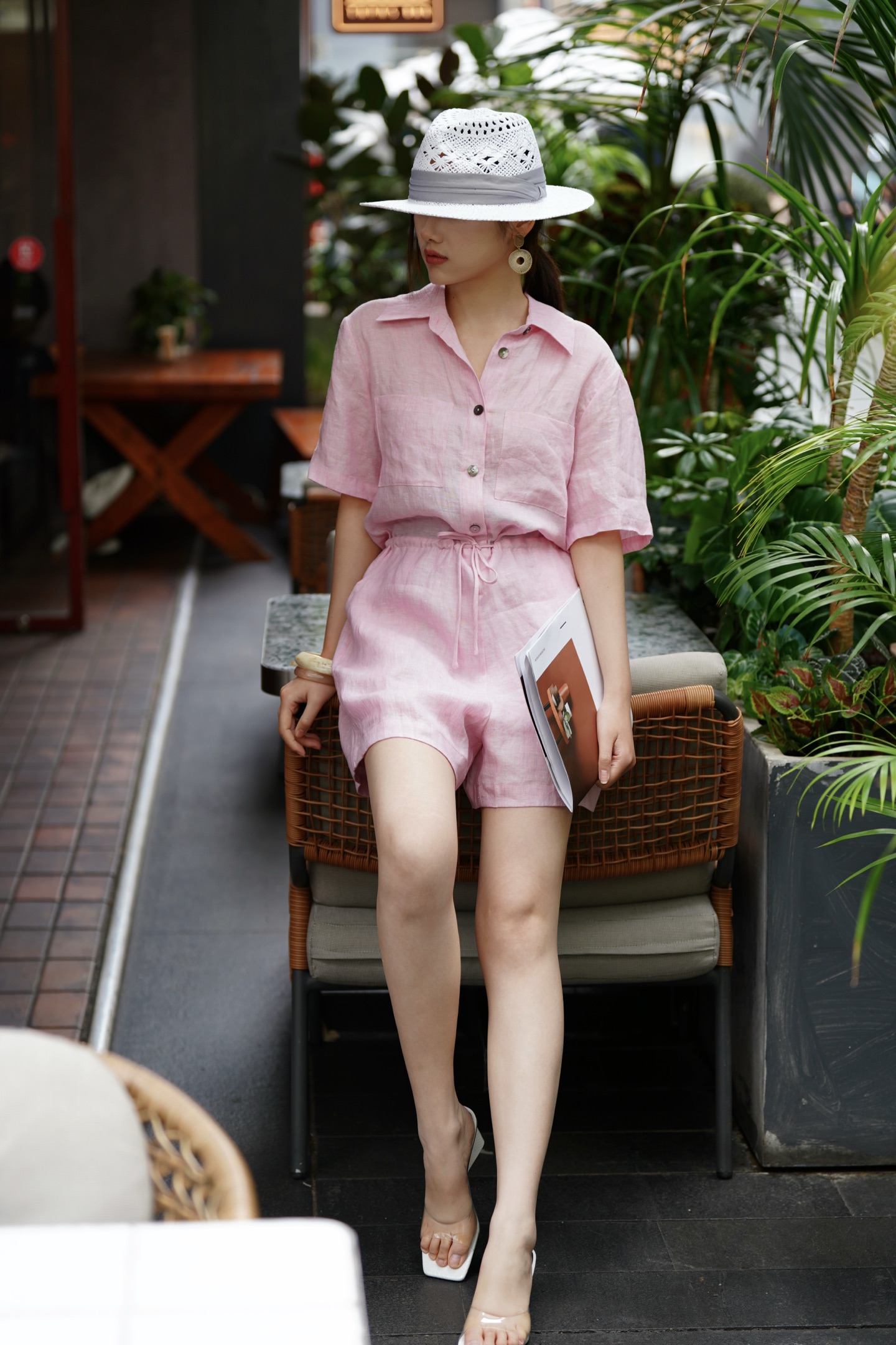 YSL Queens Battery: High-Quality Women’s Clothes in Grey, Malk, Pink, Sizes S-XXL - 图片 1