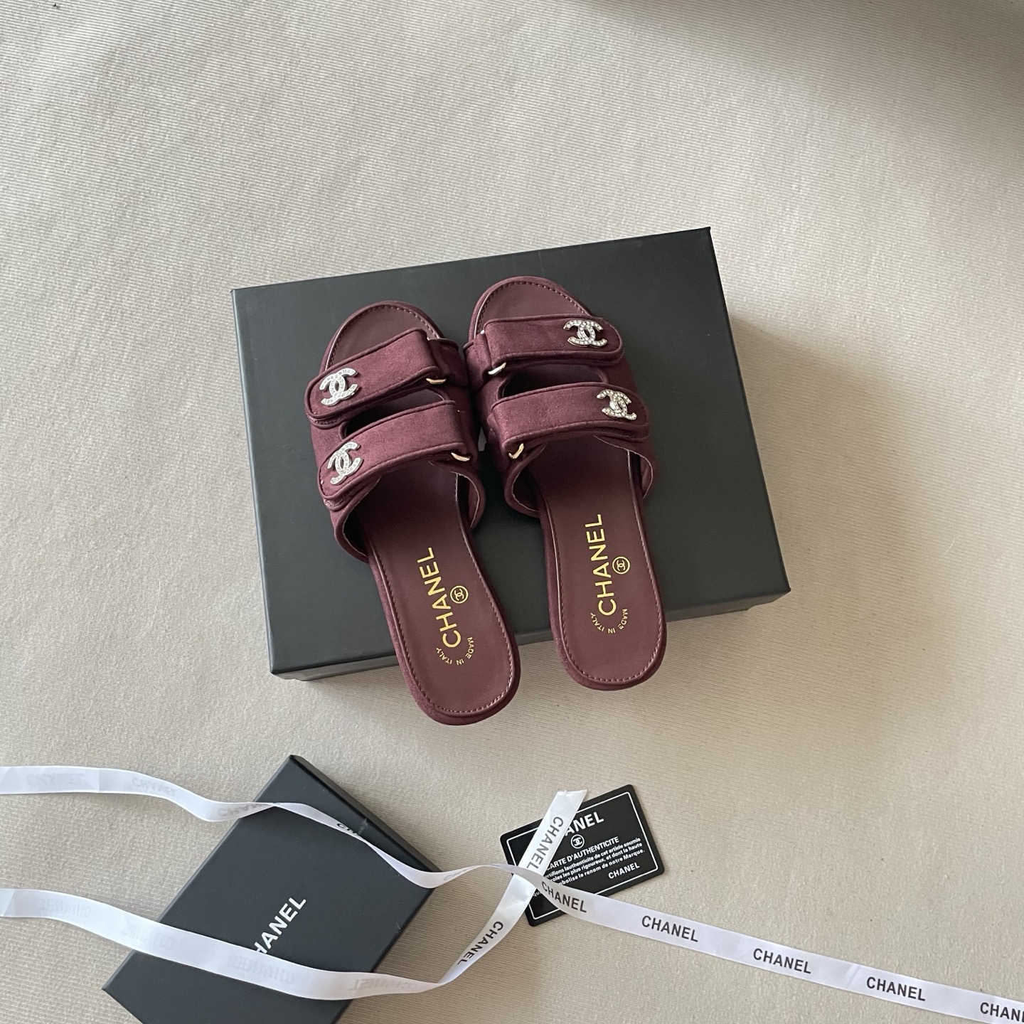 Chanel 专柜款经典鞋履 5