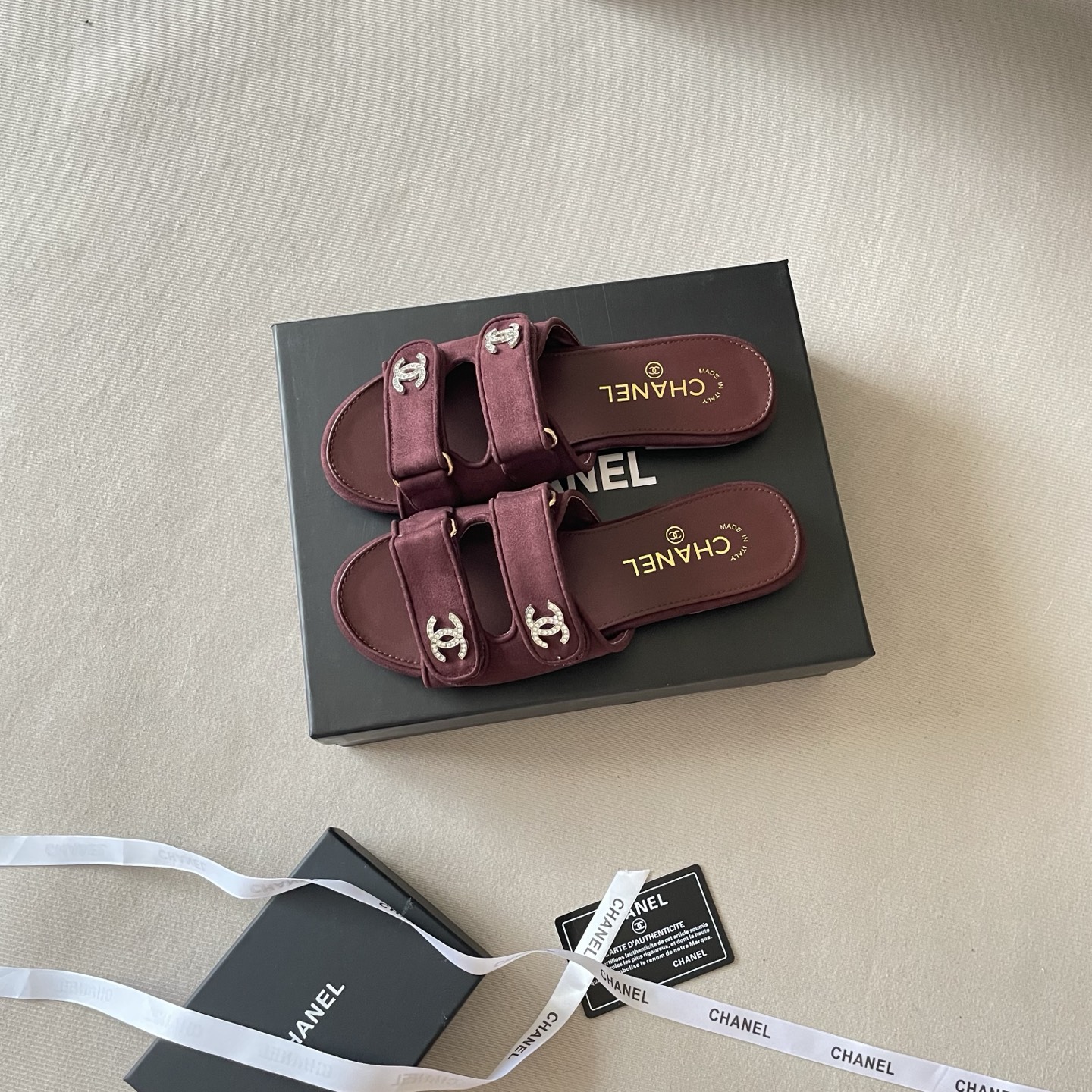 Chanel 专柜款经典鞋履 4