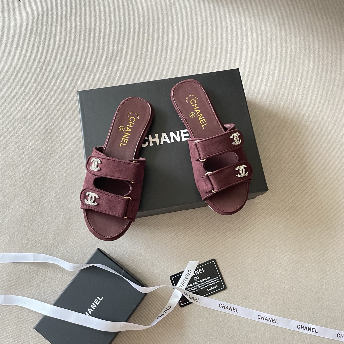 Chanel 专柜款经典鞋履 2