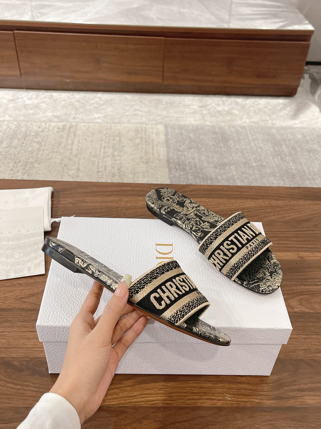 Dior Slides