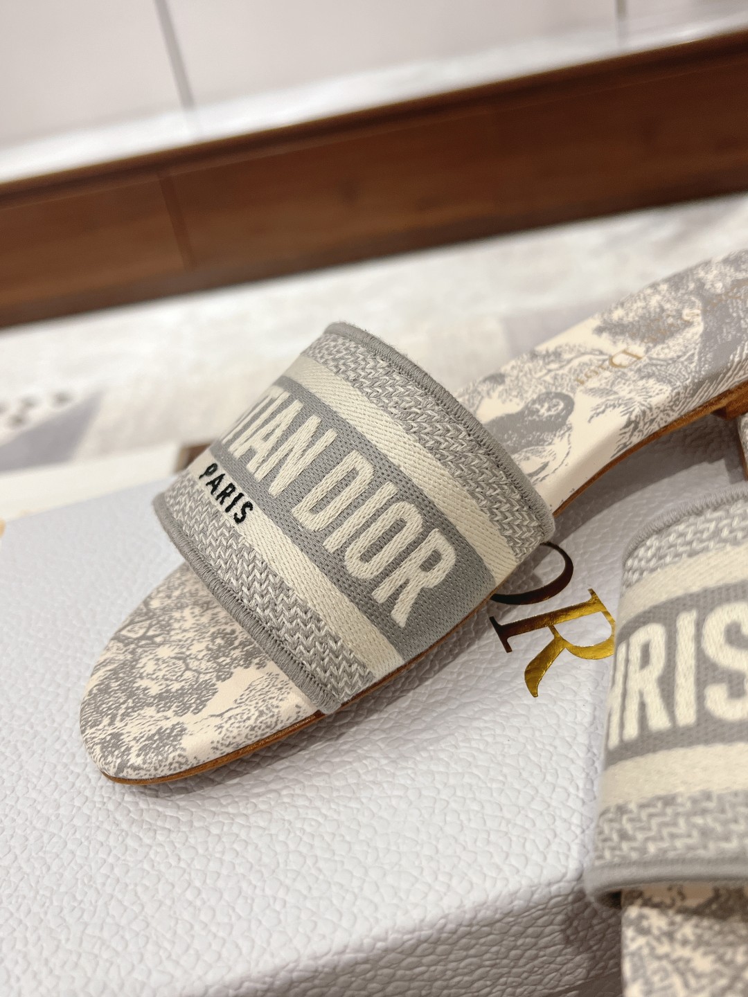 Dior Slides
