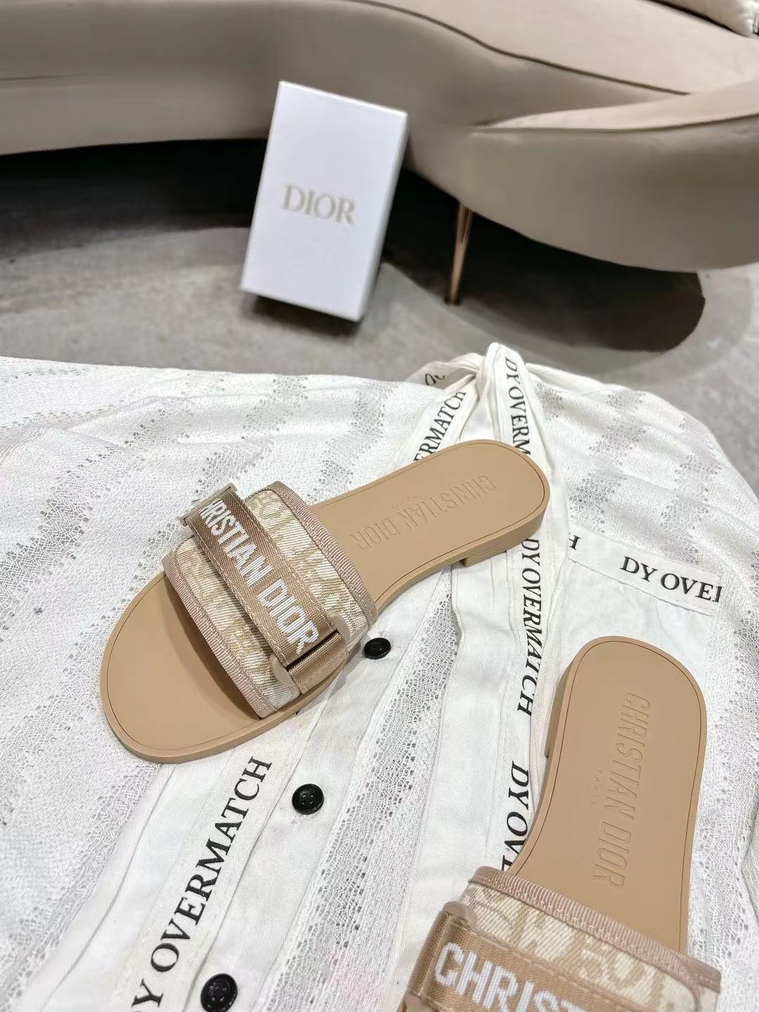 Dior Slides