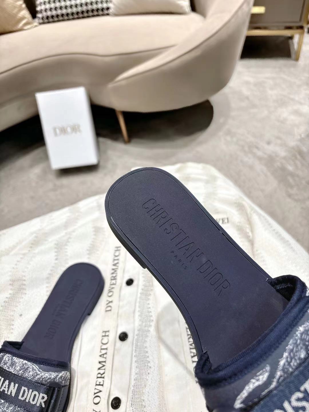 Dior Slides