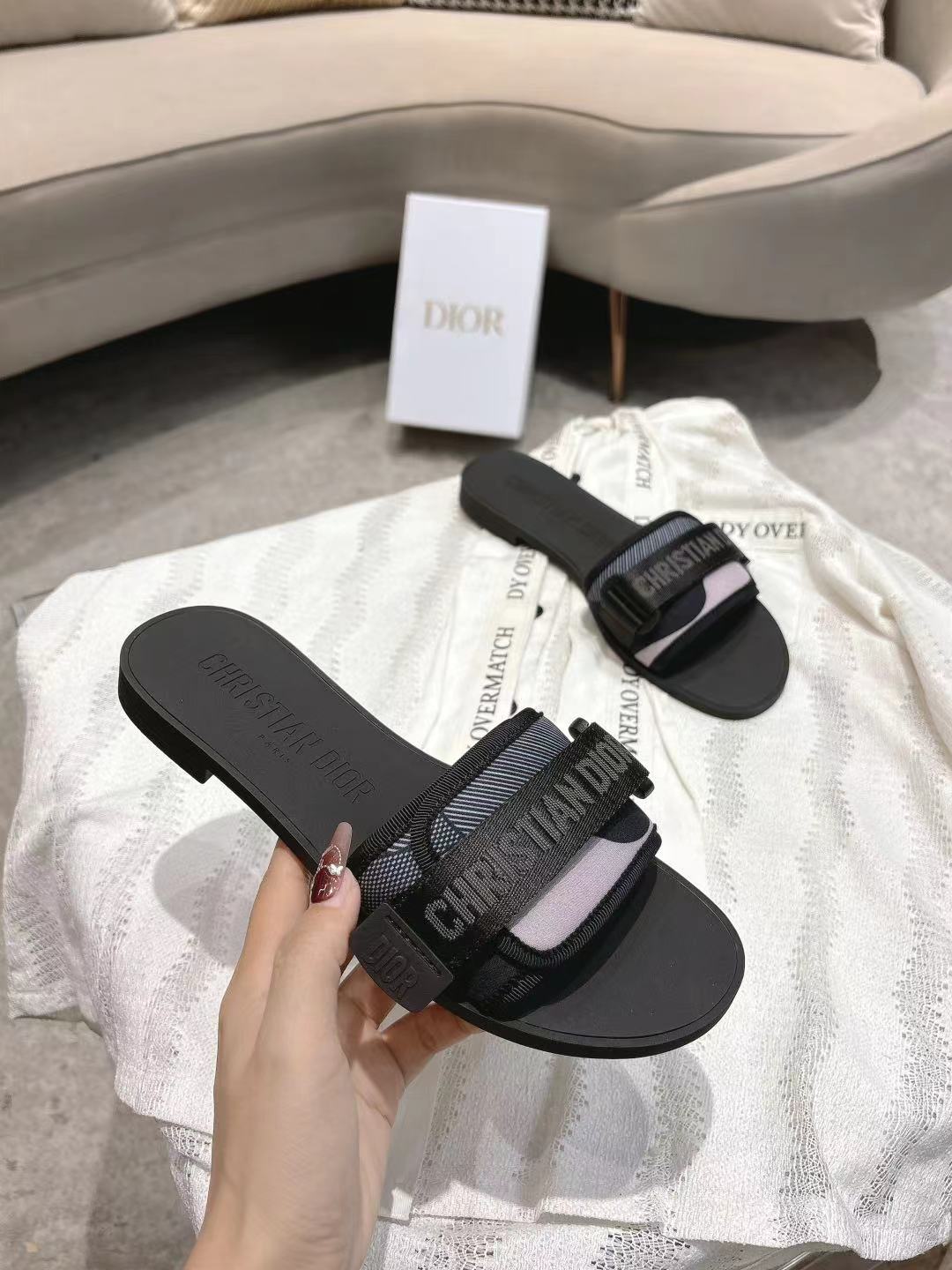 Dior Slides