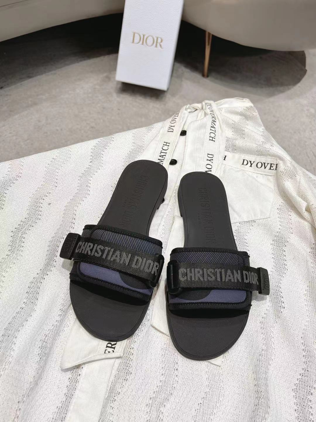 Dior Slides