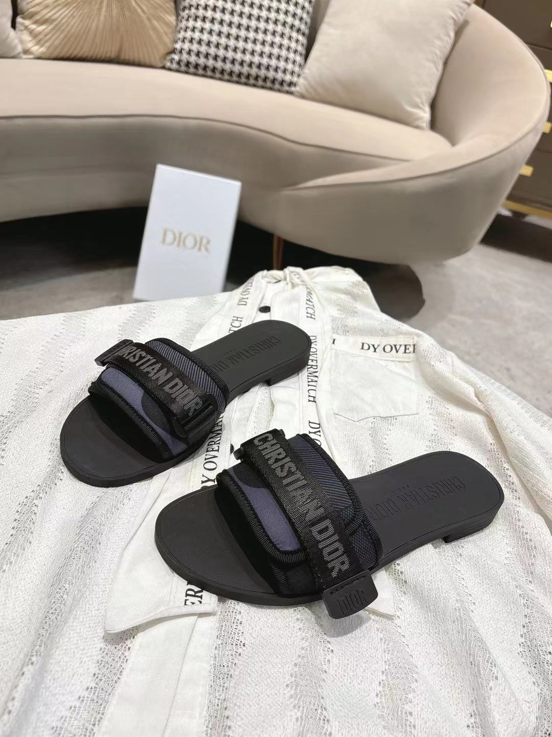Dior Slides