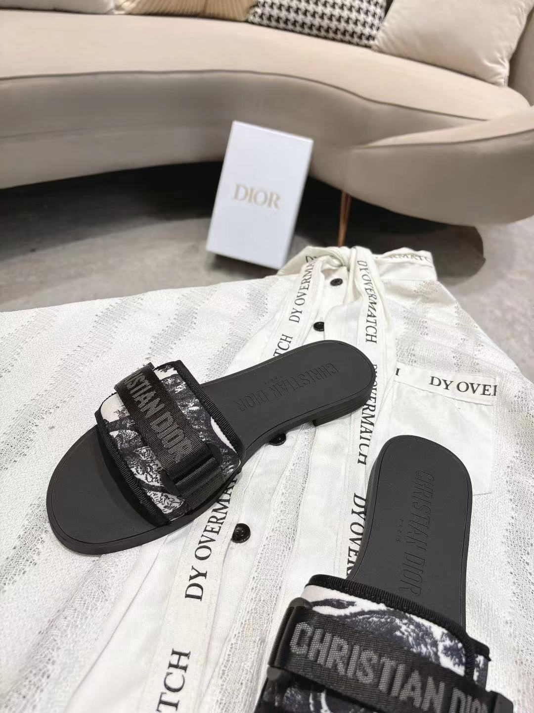 Dior Slides