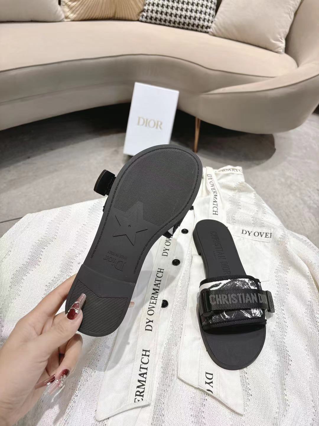 Dior Slides