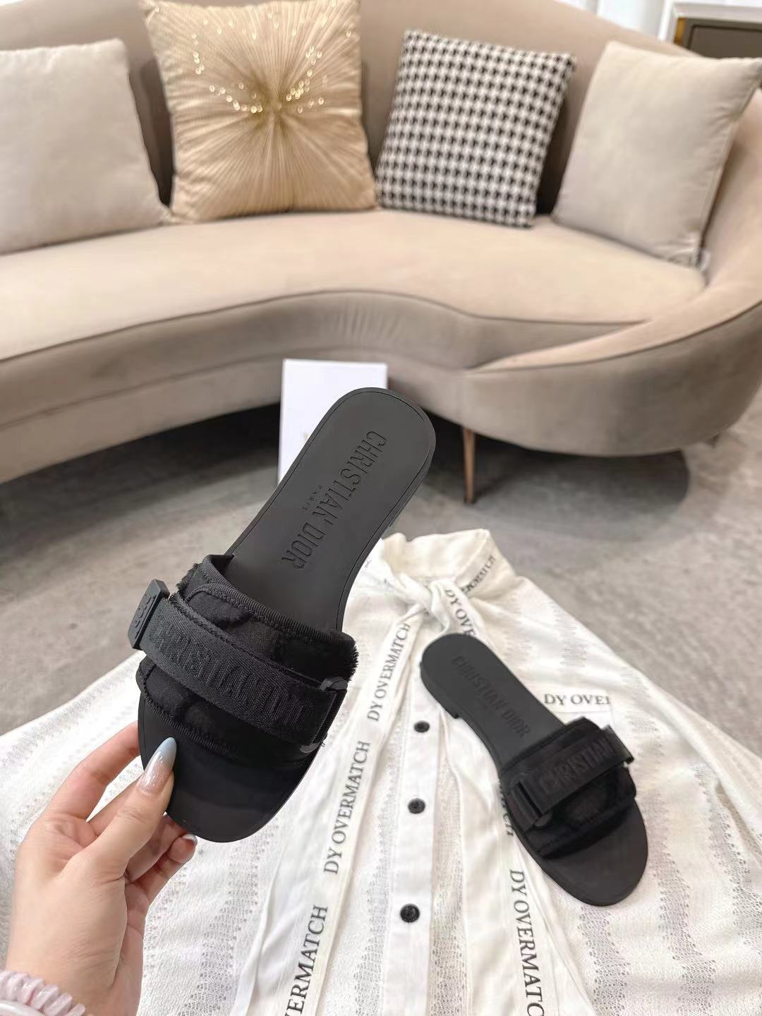 Dior Slides