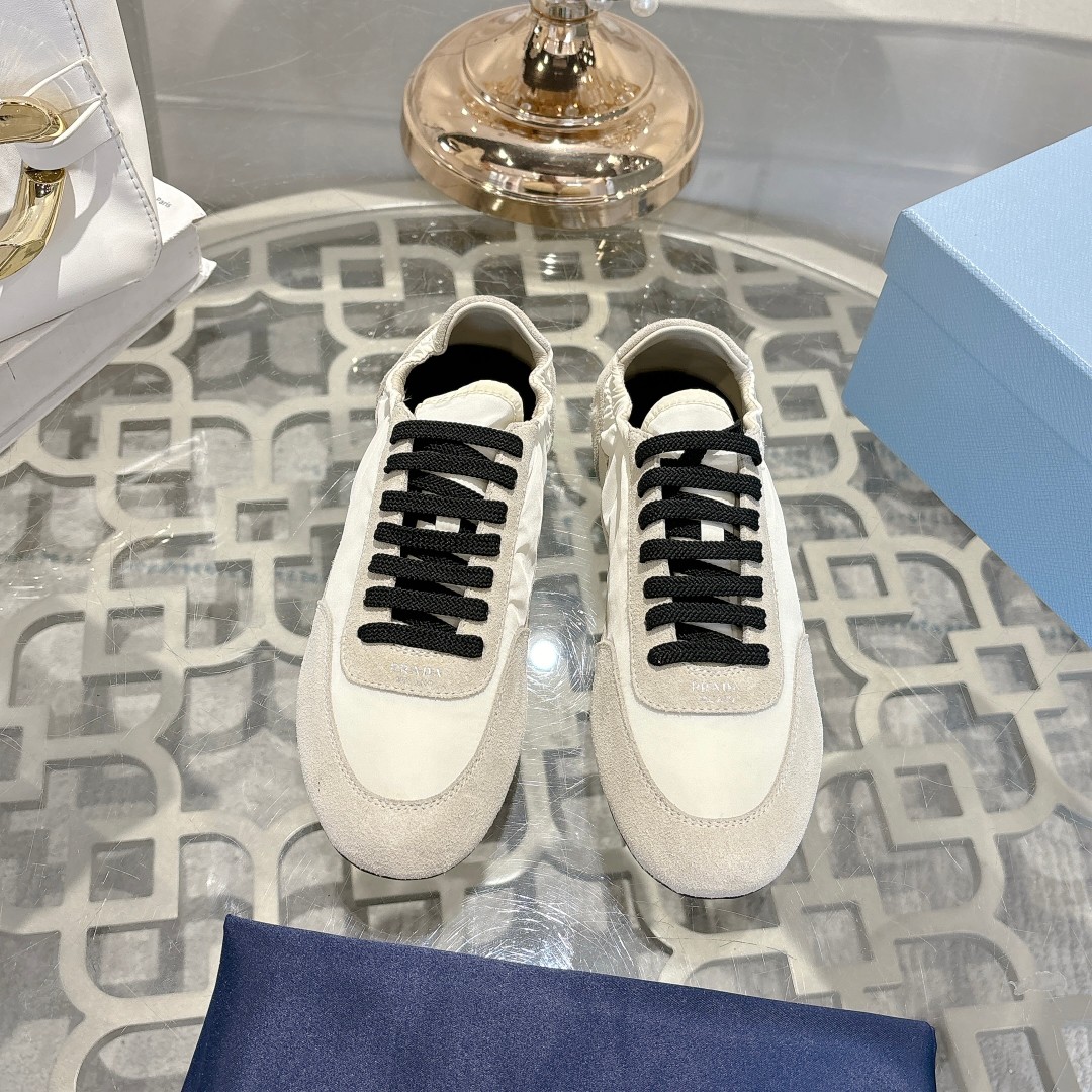 NO:235859,Prada PRADA, new early spring model, original version 1 to 1 development. Fabric mercerated beef reverse velvet, cowhide footbed, rubber outsole, women's size 35 to 40, men's size 38 to 45, casual shoes/sports shoes, prada, prada, sneakers, cowhide19860909普拉达PRADA,早春新款,原版1比1开发.面料丝光牛反绒,牛皮垫脚,橡胶大底,女款码数35至40,男款码数38至45,,休闲鞋/运动鞋,prada,prada,sneakers,cowhide,Women's Shoes