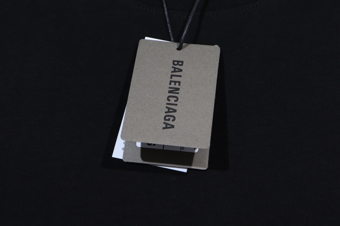 Balenciaga 24SS Classic Logo T-Shirt Short Sleeve High-Quality Fabric 4 i1710639333 2839 0