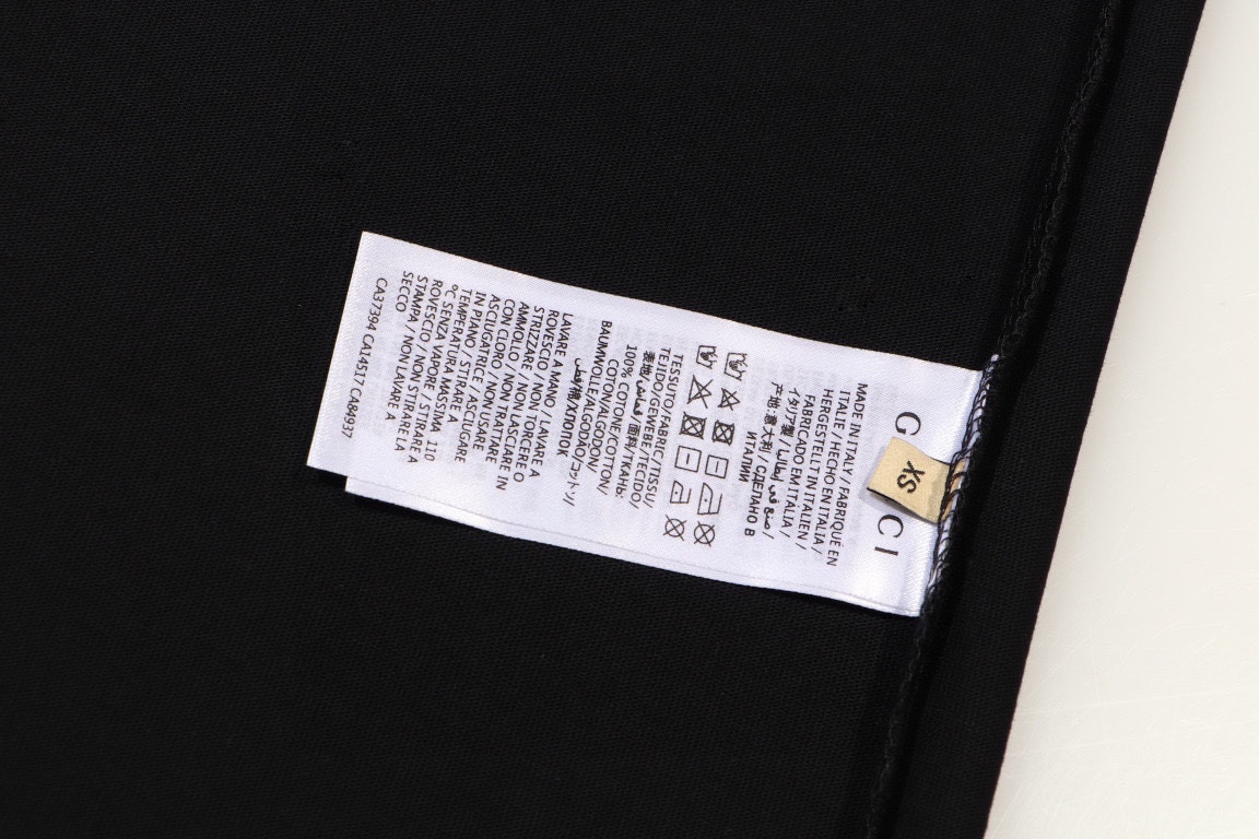 Gucci 24SS Classic Logo Tee - High Quality, Comfortable & Stylish Unisex Shirt 5 i1749687942 5447 0