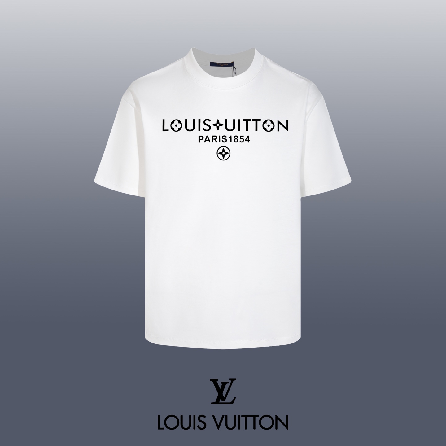 P70 「顶级代工品质」 《LOUIS VUITTON 路易威登》24SS 经典T恤短袖 不需要所谓烂大街的华丽文案 主打品质 - 面料经过2次高温缩水固色 不变形不缩水不起球 -正确os版型 不省面料 只做穿上有效果的高质量产品 最大可…