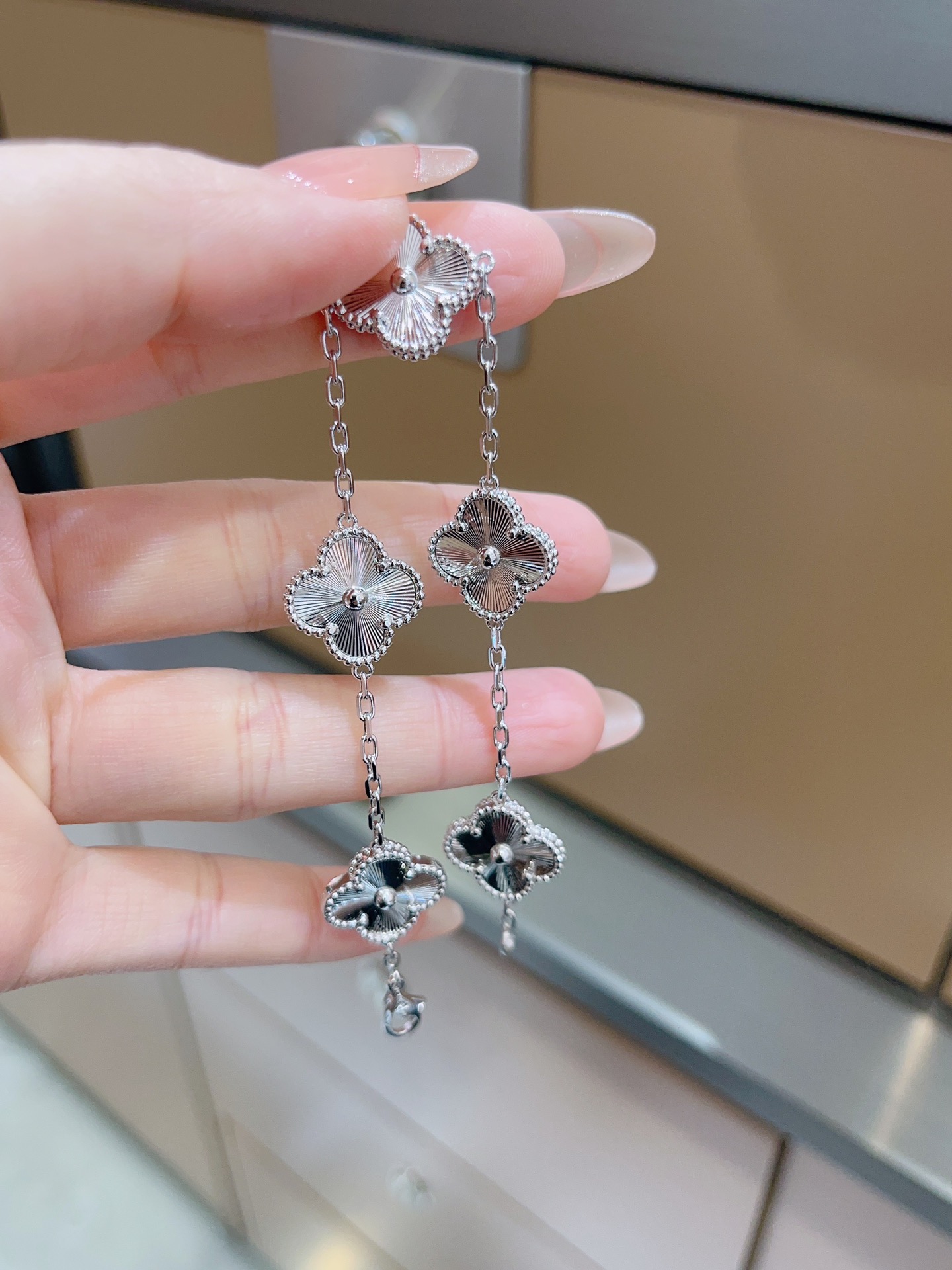 Van Cleef & Arpels 18K金 vca镭射 五花 K白
