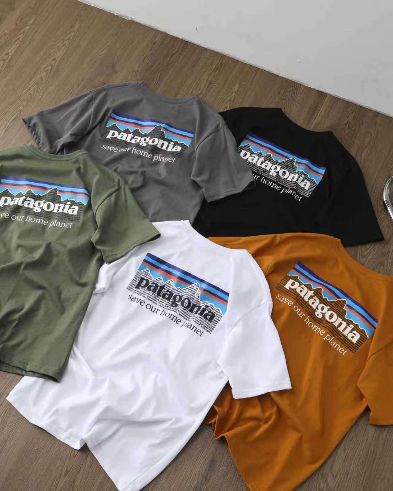 Alternative view of T-Shirt 07043