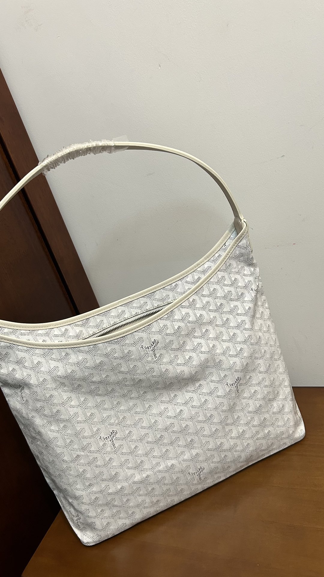 Goyard 免税版~代购级高版本~ Bohème hobo流浪包 啦 整个包型都非常适用于日常通勤的一款包