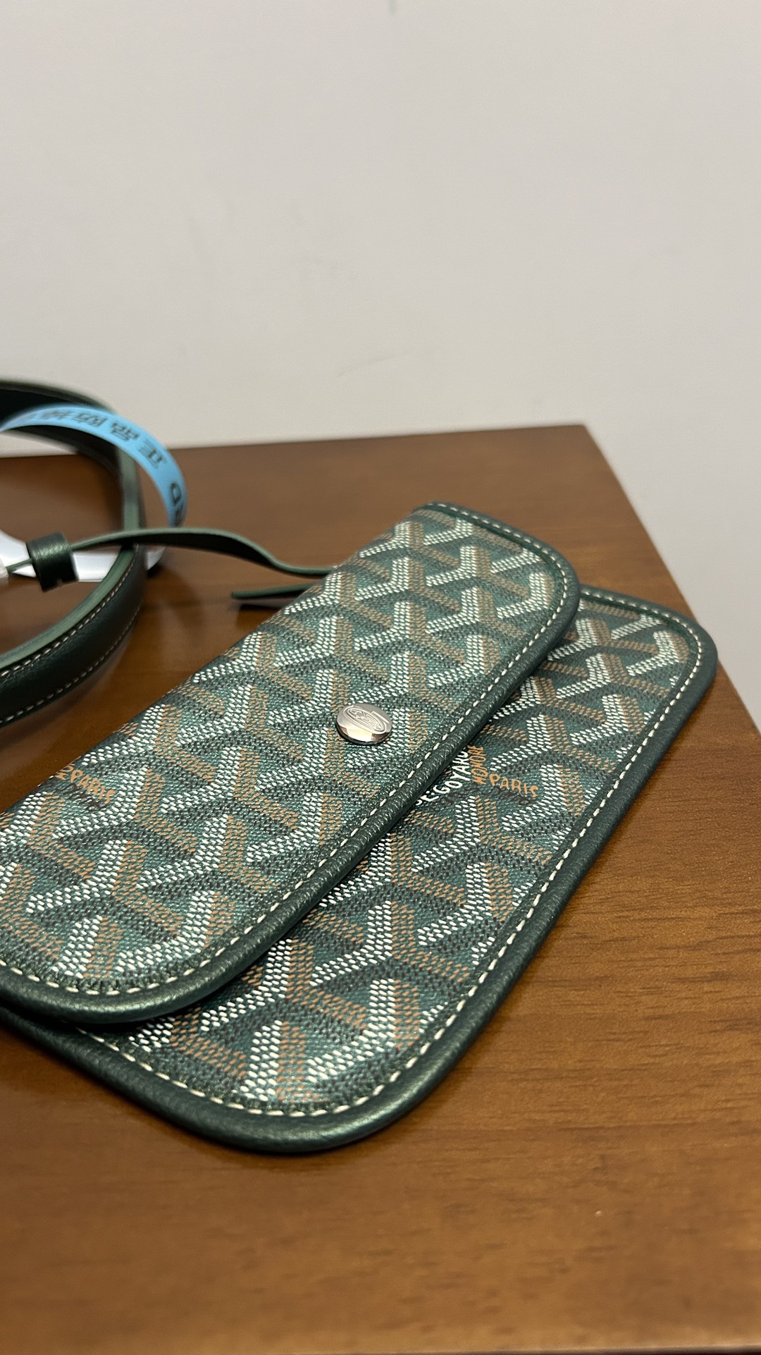 Goyard Bohème hobo流浪包 啦 整个包型都非常适用于日常通勤的一款包 包自重轻盈柔软