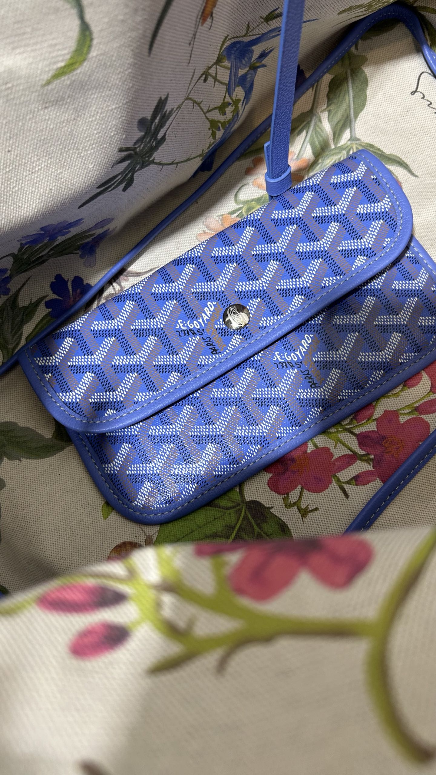 Goyard 图为大号 /钢扣、配全套包装