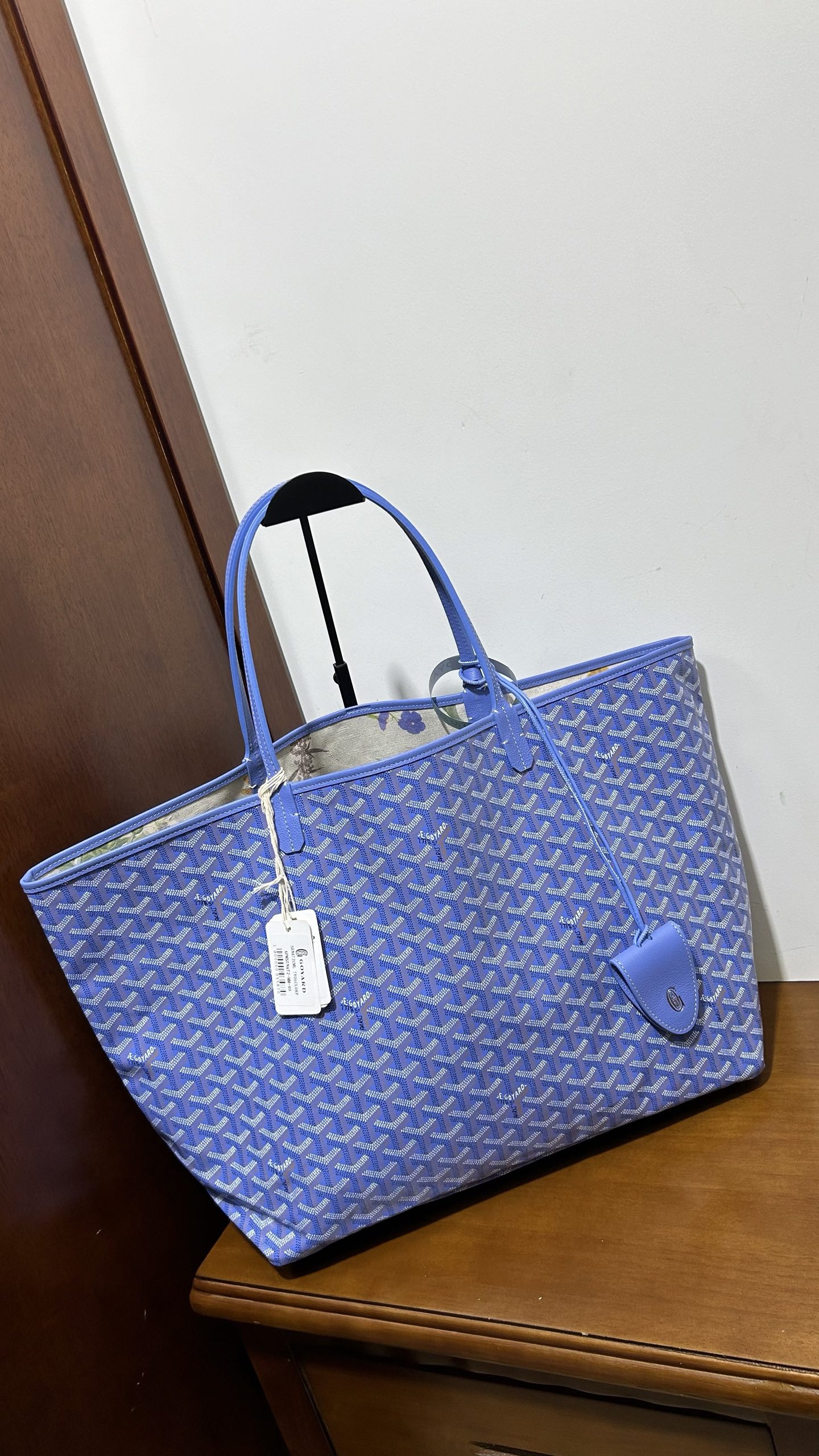 Goyard 图为大号 /钢扣、配全套包装