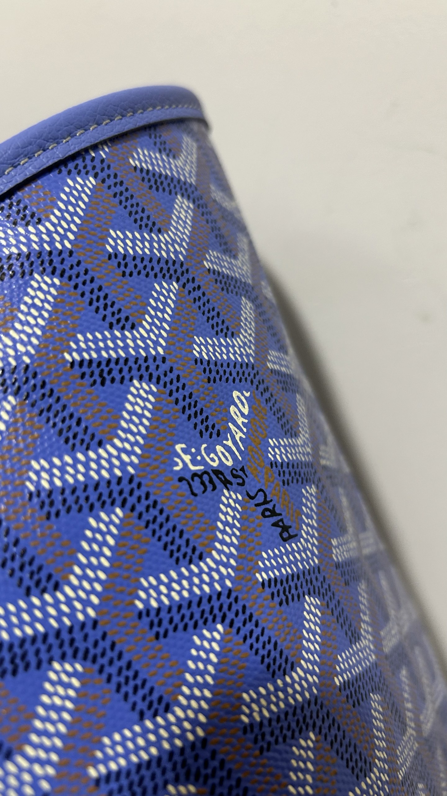 Goyard 图为大号 /钢扣、配全套包装