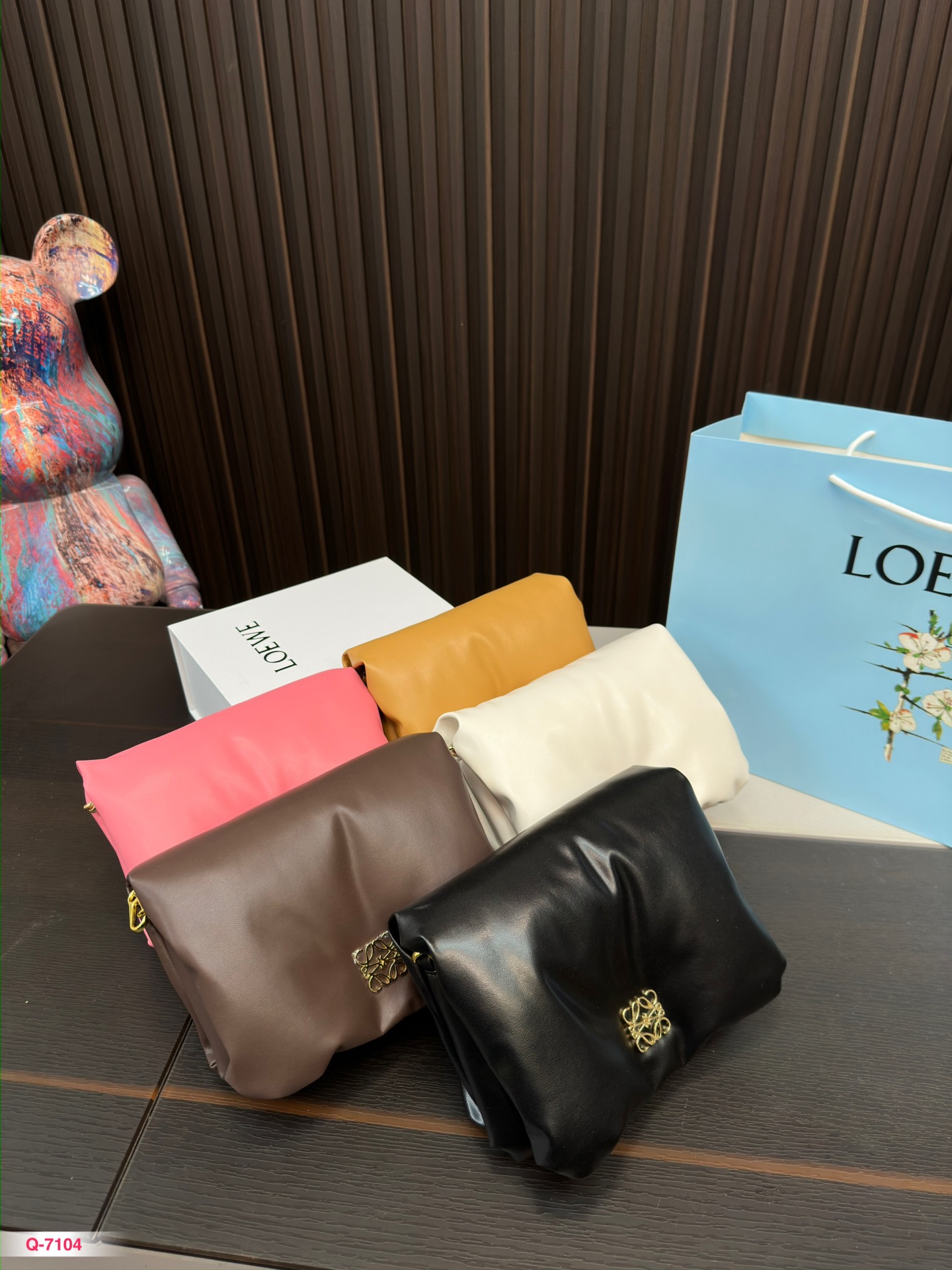 Loewe Goya Crossbody & Shoulder Bags Cheap Replica Designer
 Gold Chains