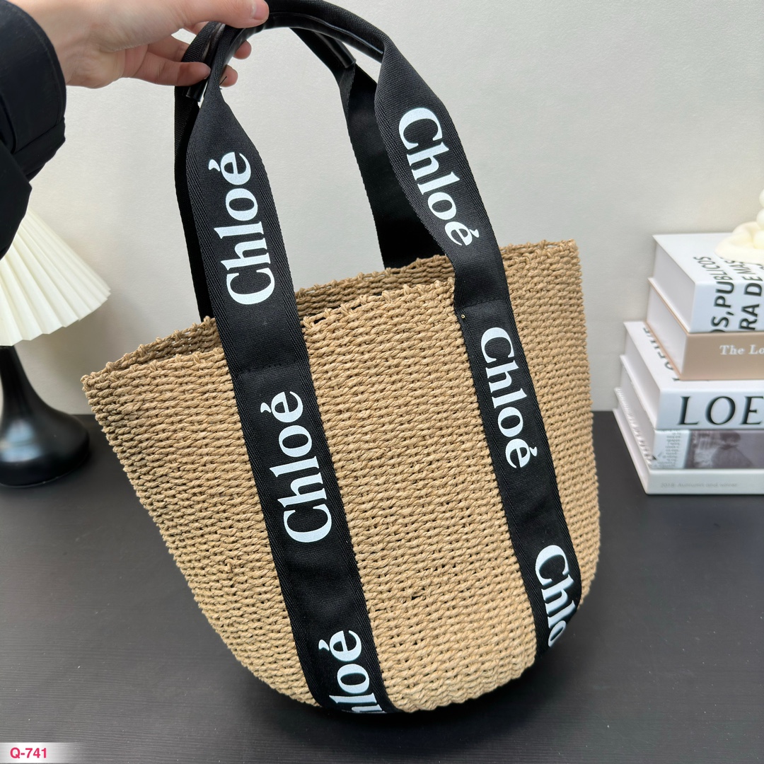 Chloe Woven Vegetable Basket Raffia Woven Beach Sand Summer is coming, prepare for a stylish item for vacation, the highest definition of leisure, must be match