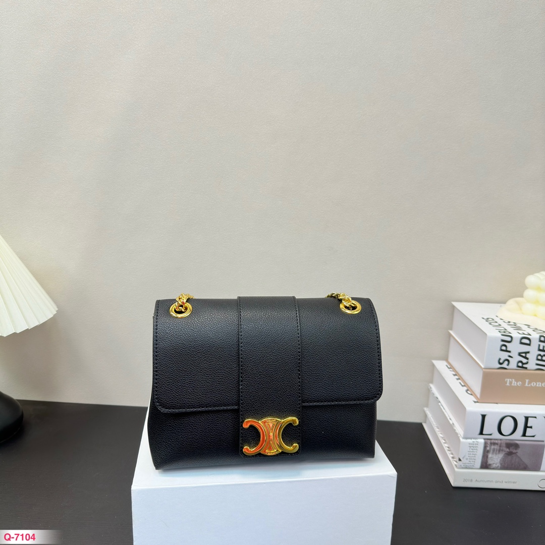 Chanel Black Lambskin Small Diana Shoulder Bag 143655