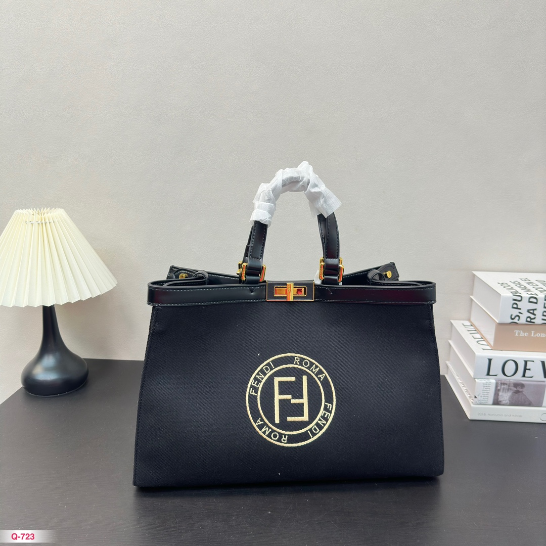 Fendi Bolsos de mano Bolsos de Tote