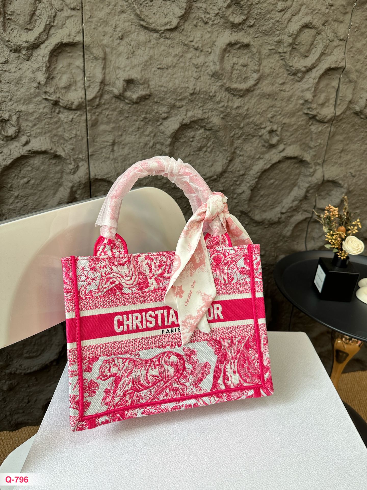 Dior Replicas
 Handbags Tote Bags Embroidery