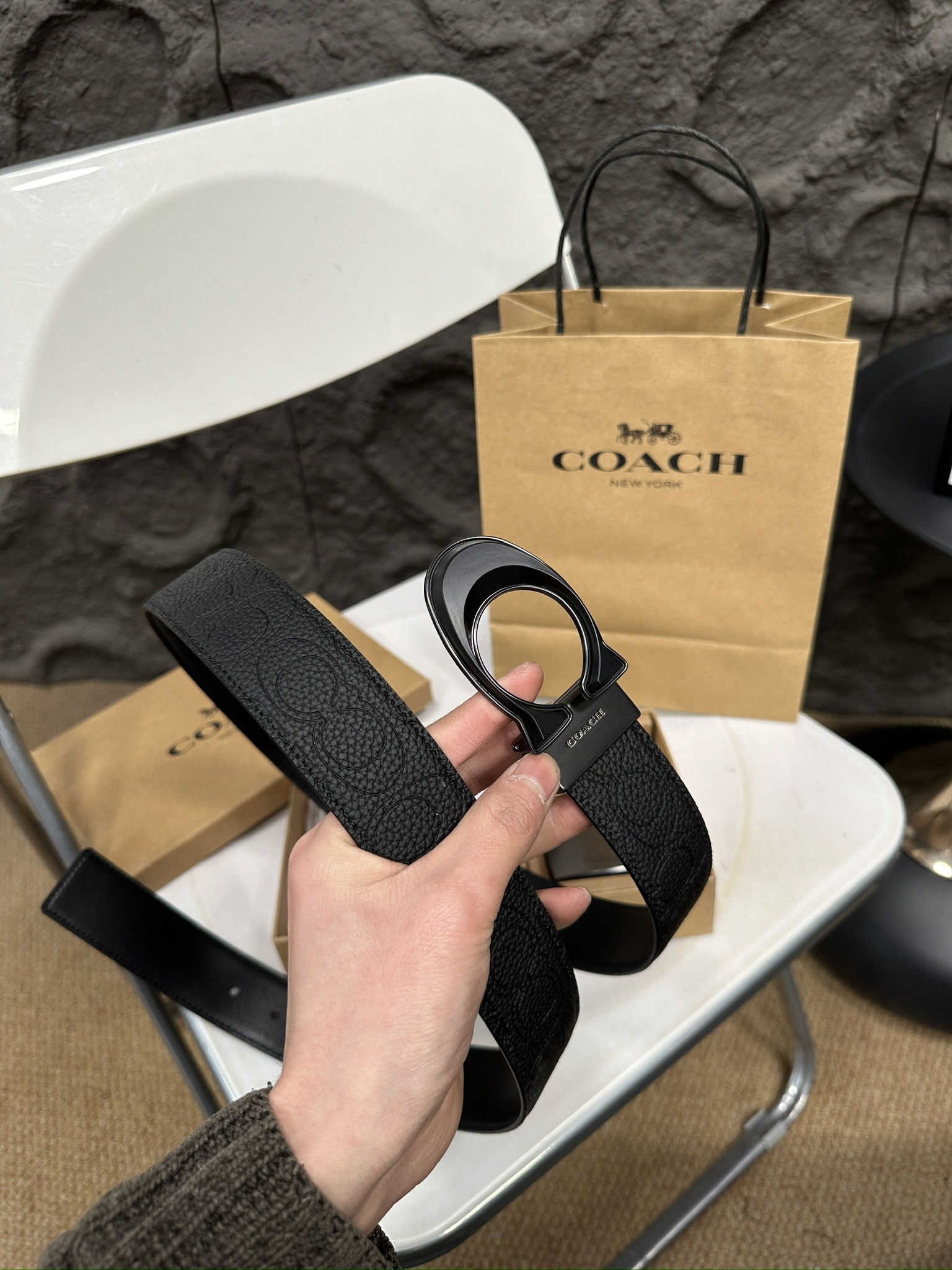 Coach Reversible Leather Belt Set with Two Buckles, Gift Box Included 8 i1735136901 3994 1