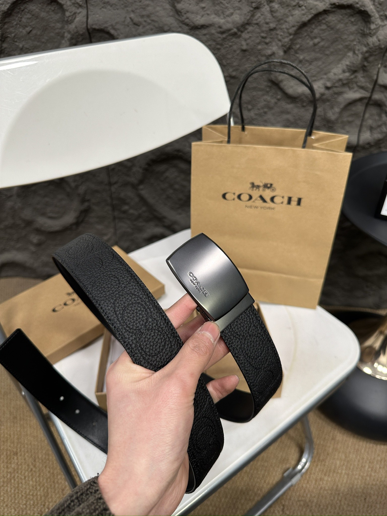 Coach Reversible Leather Belt Set with Two Buckles, Gift Box Included 5 i1735136902 4260 4