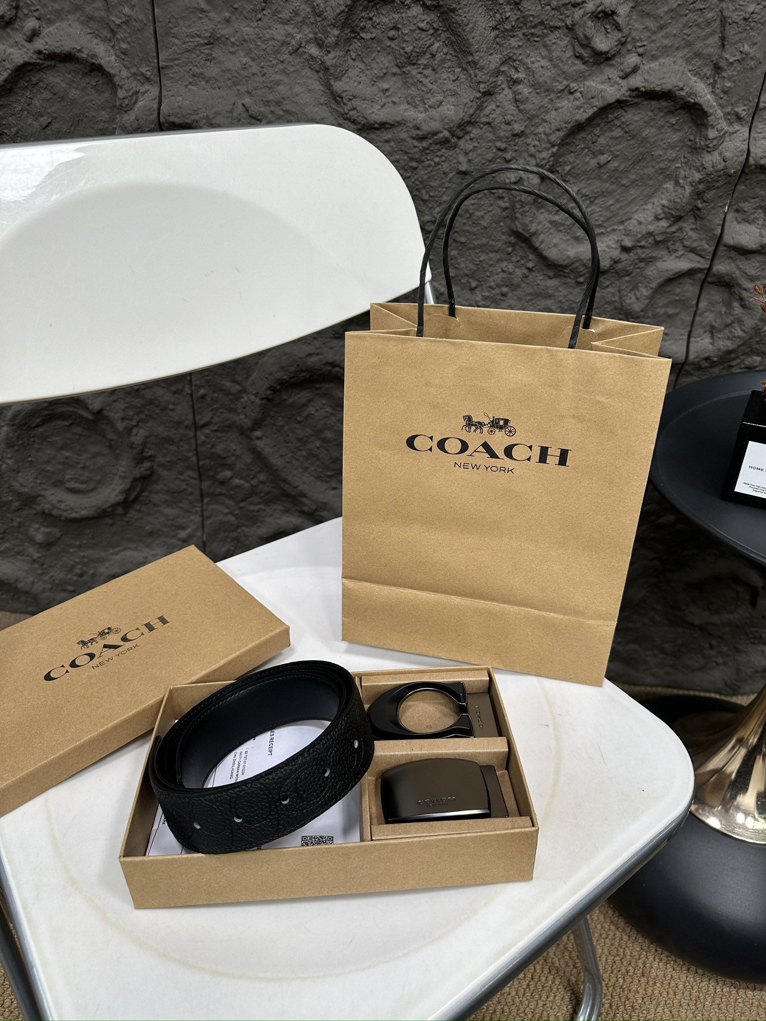Coach Reversible Leather Belt Set with Two Buckles, Gift Box Included 3 i1735136902 4389 7