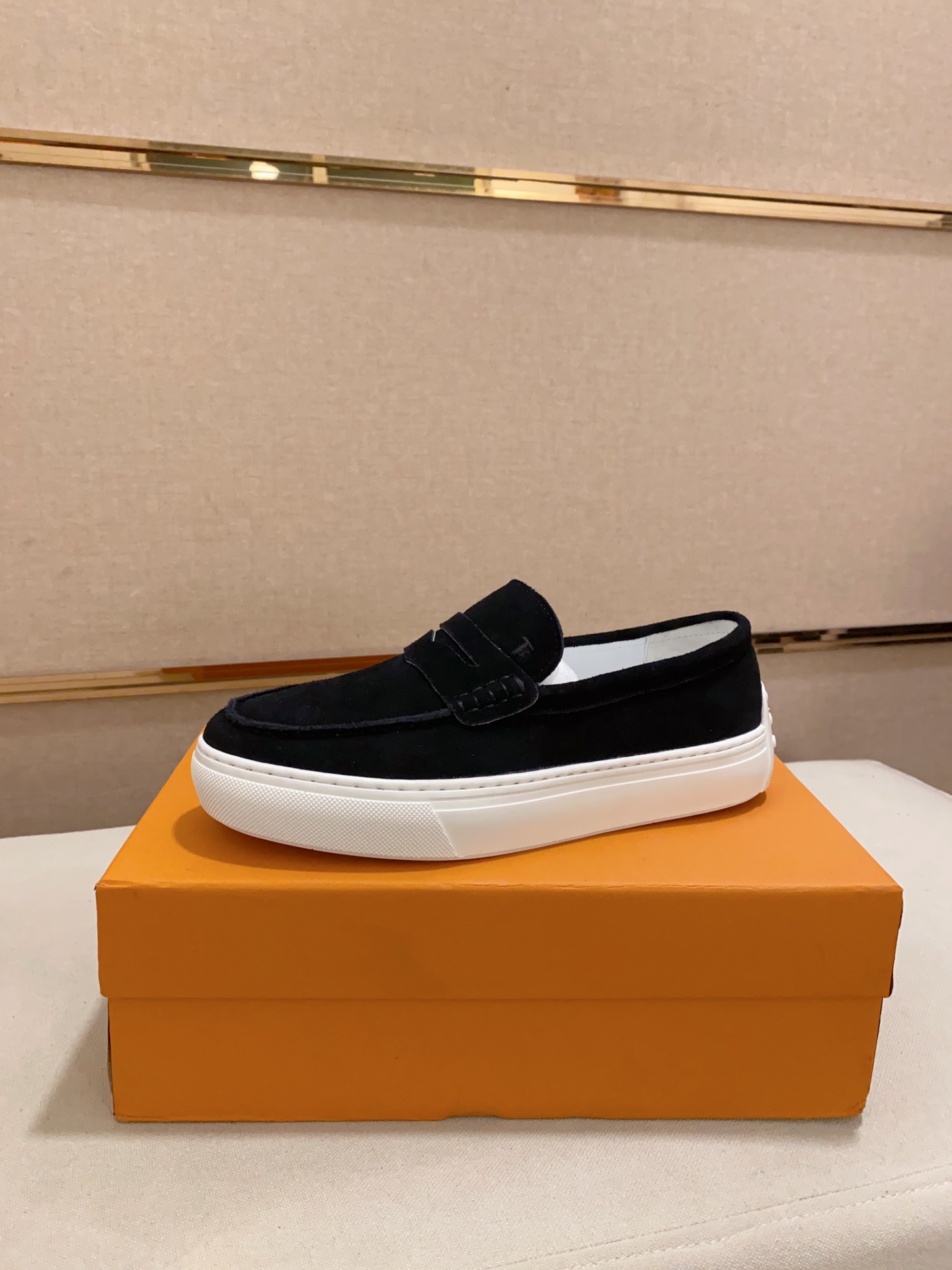 Precio de fábrica 240Tods Tods zapatos de los hombres contador de bienes originales! La mejor marca 