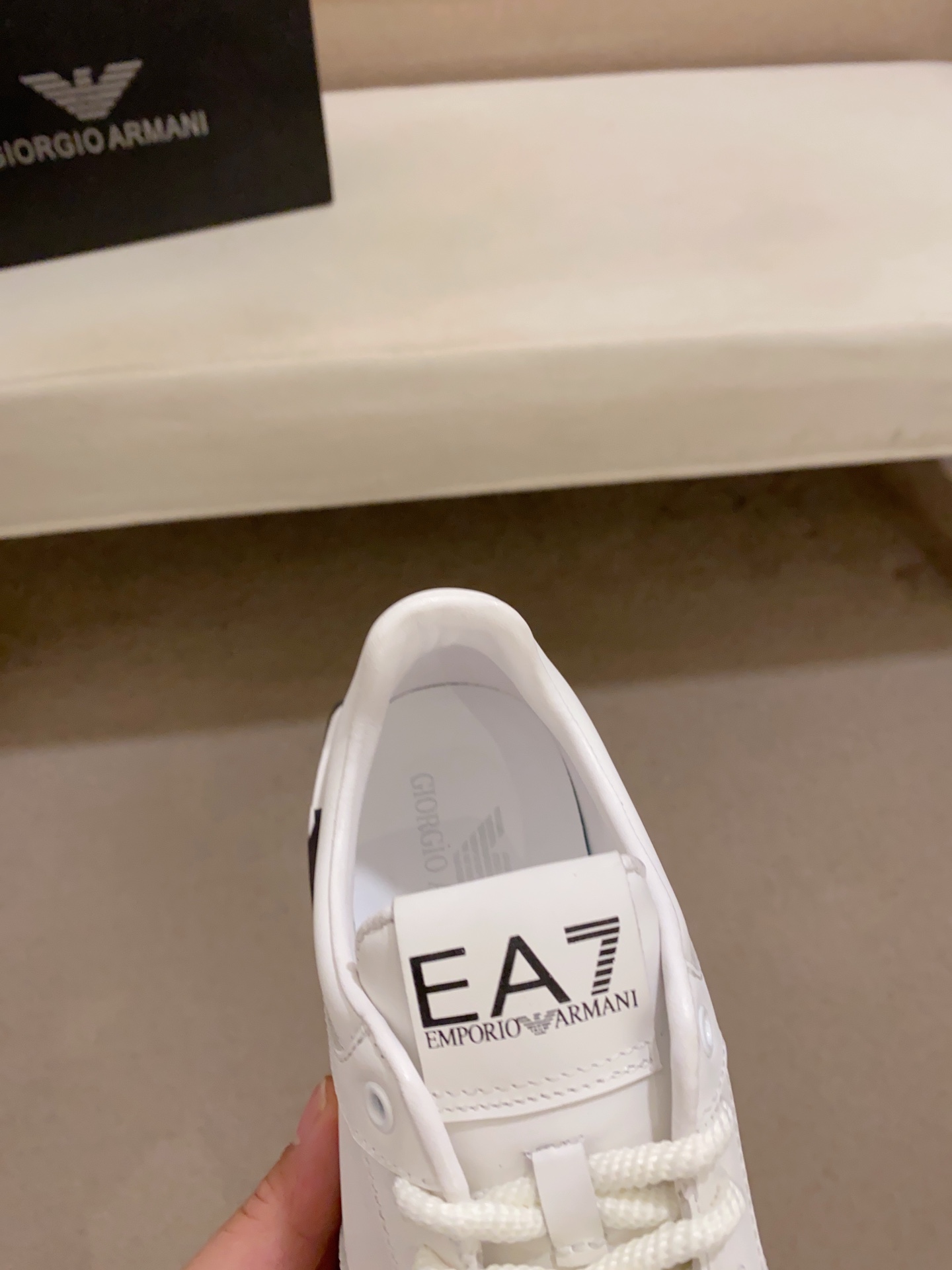 Factory Precio: 250Armani (Armani) sitio web oficial sincronizado con los últimos modelos de la part