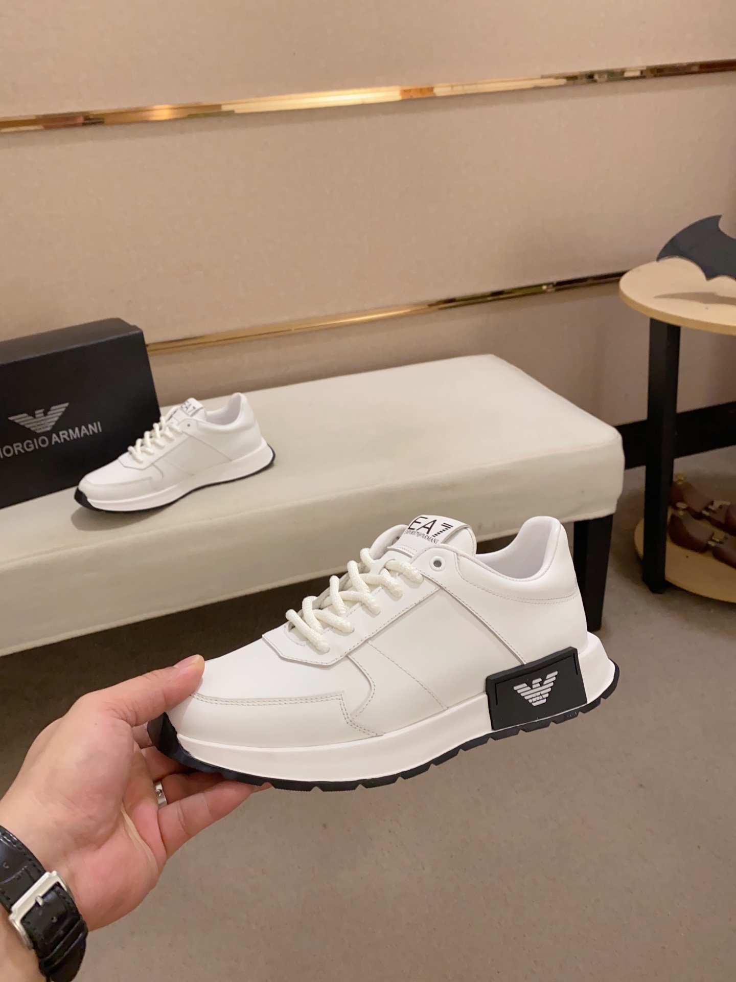 Factory Precio: 250Armani (Armani) sitio web oficial sincronizado con los últimos modelos de la part