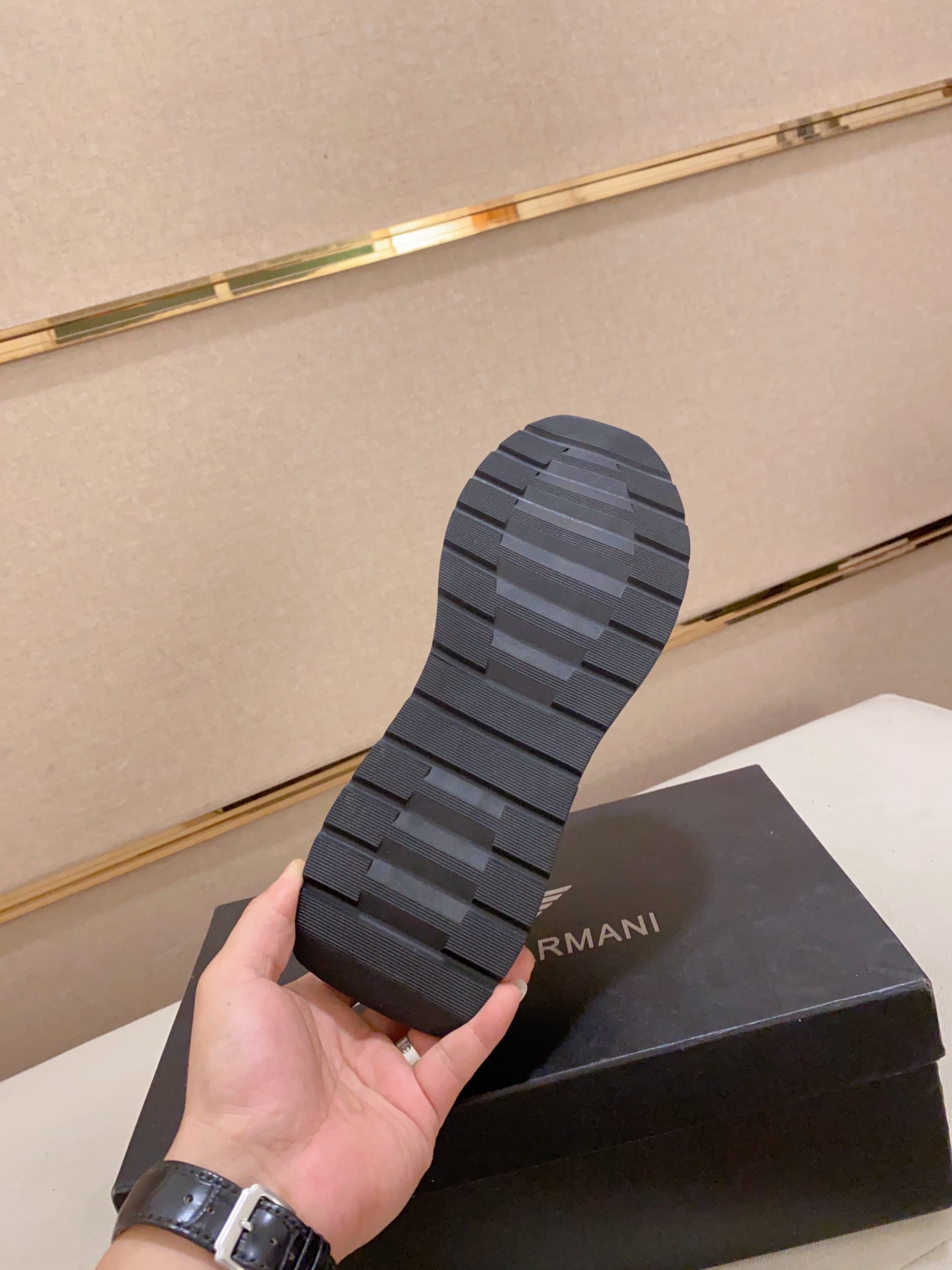 Factory Precio: 250Armani (Armani) sitio web oficial sincronizado con los últimos modelos de la part