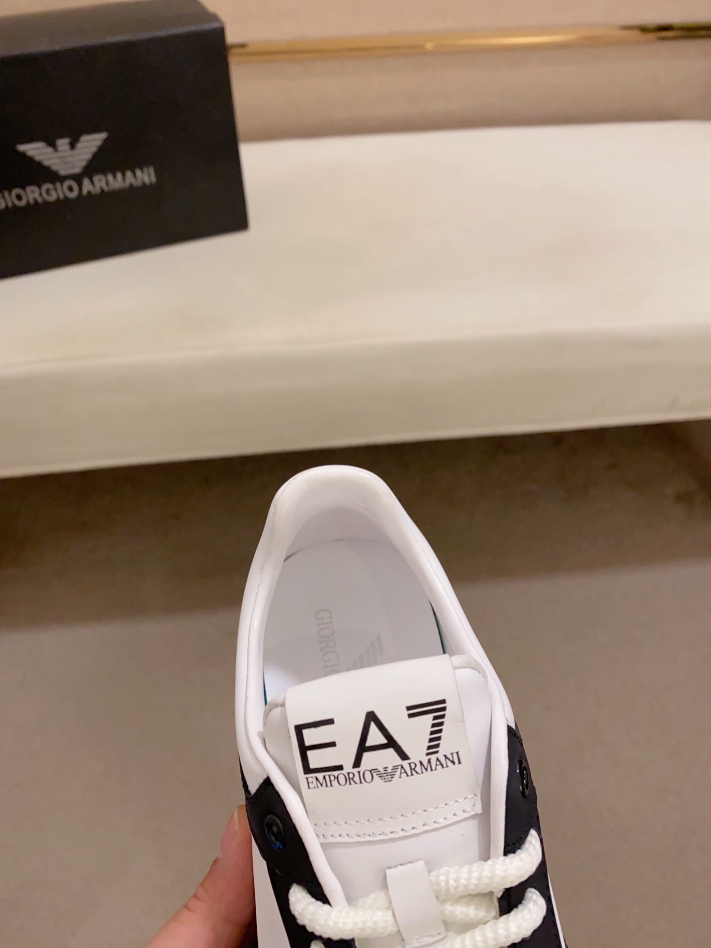 Factory Precio: 250Armani (Armani) sitio web oficial sincronizado con los últimos modelos de la part