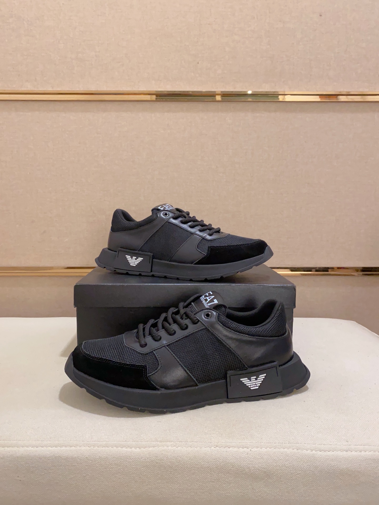 Factory Precio: 230Armani (Armani) sitio web oficial sincronizado con los últimos modelos de la part