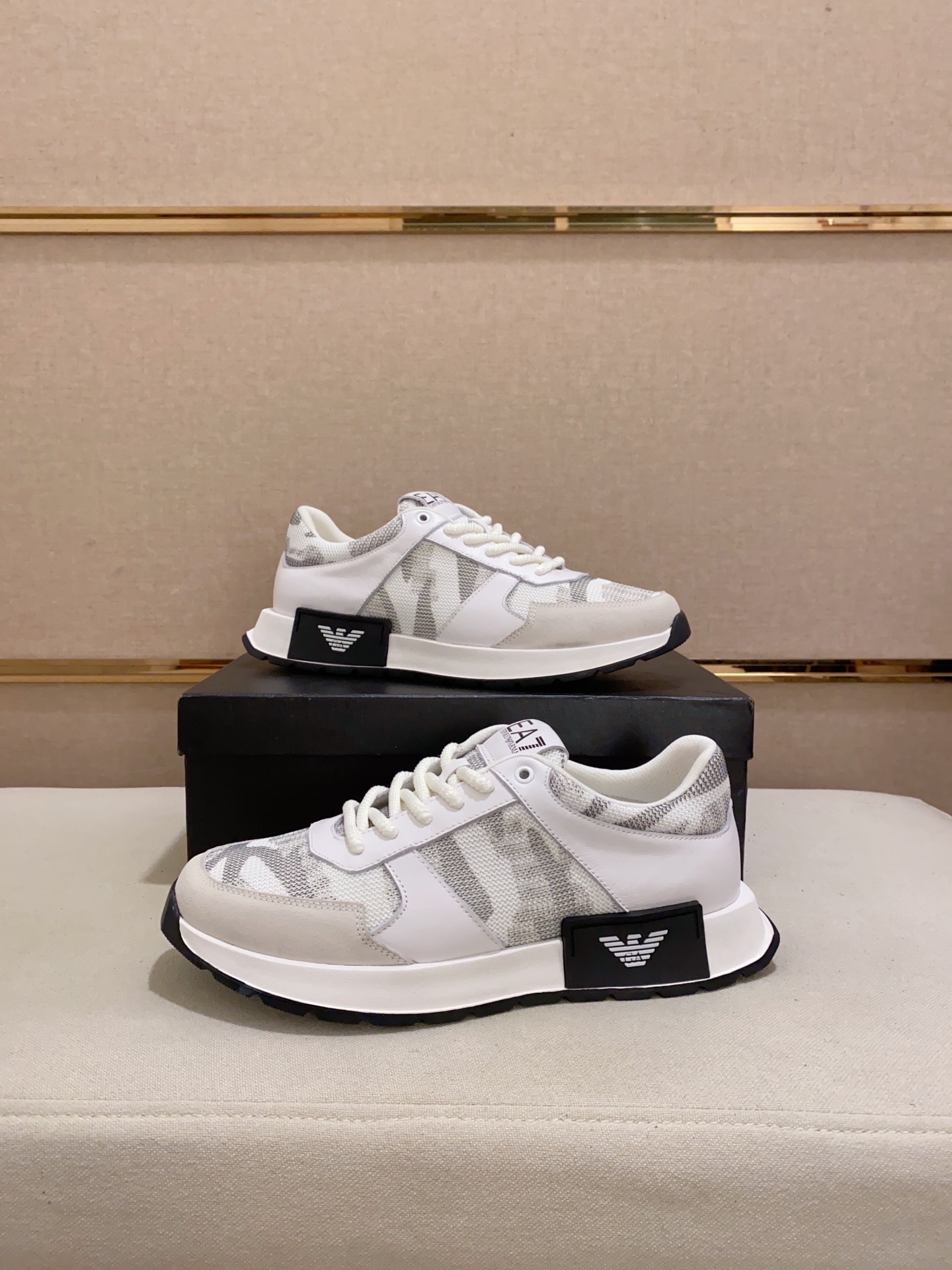 Factory Precio: 230Armani (Armani) sitio web oficial sincronizado con los últimos modelos de la part