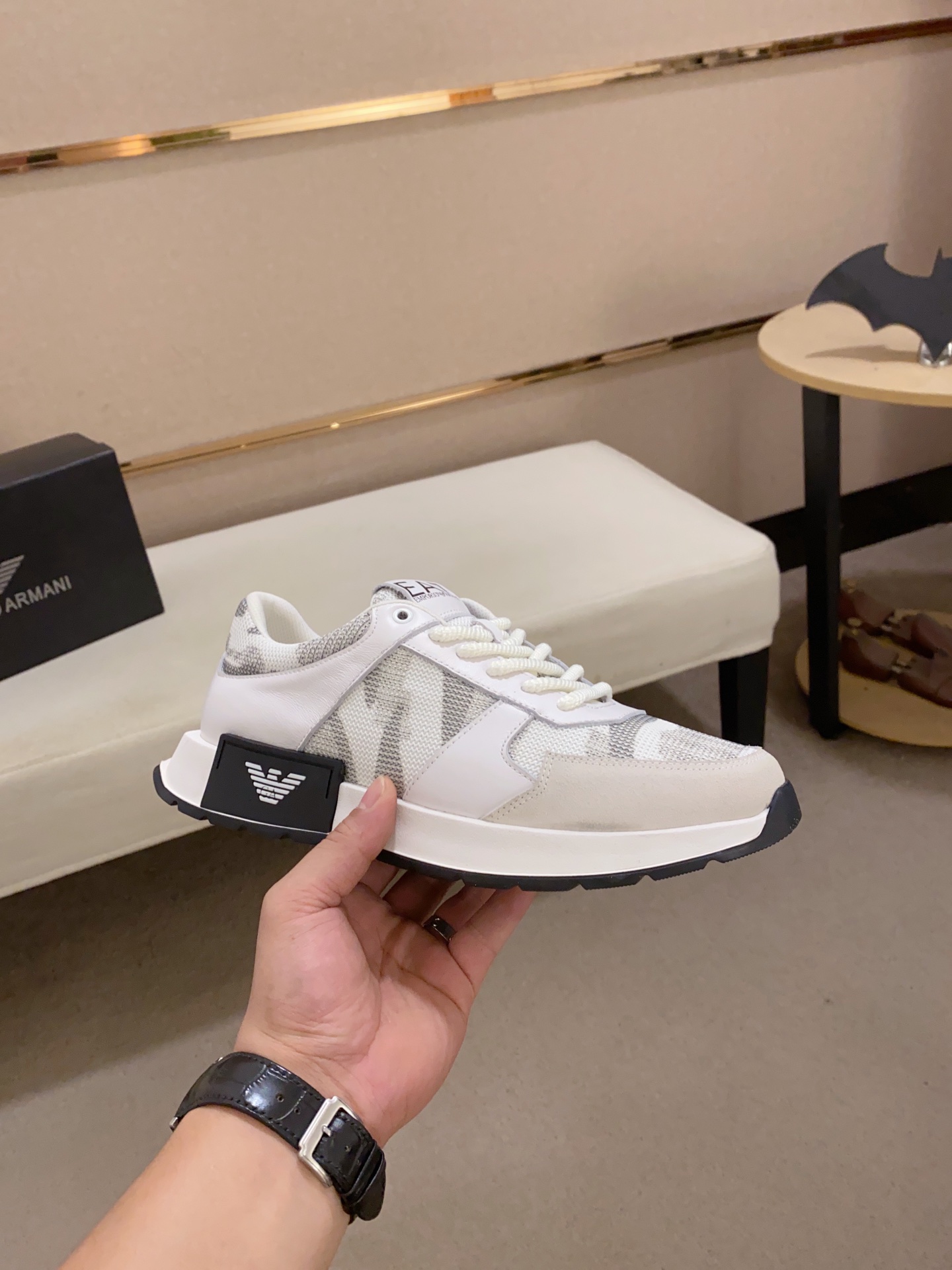 Factory Precio: 230Armani (Armani) sitio web oficial sincronizado con los últimos modelos de la part
