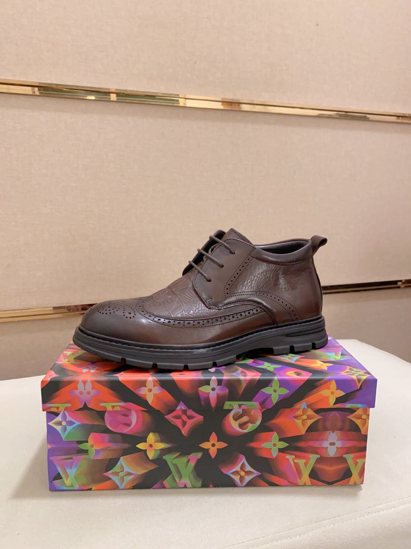 Fábrica 🇮🇹🇮🇹LV Louis Vuitton. Los zapatos casuales de última moda son populares en las tiendas físicas en las talla…