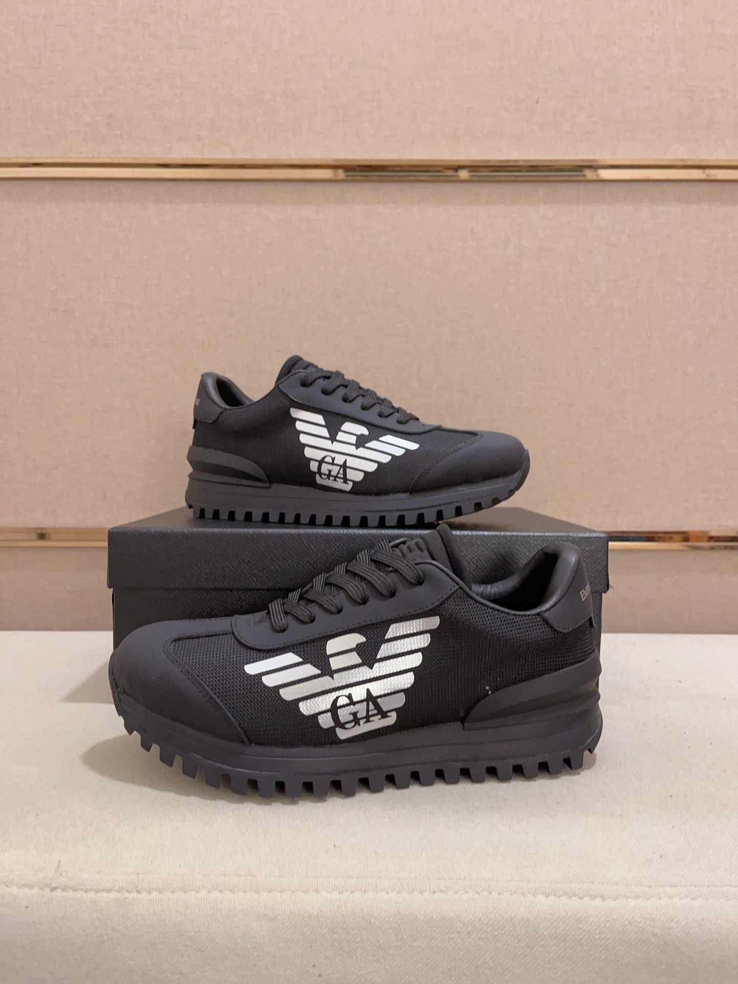 Precio de fábrica: 280Armani (Armani) sitio web oficial sincronizado con los últimos modelos de la p
