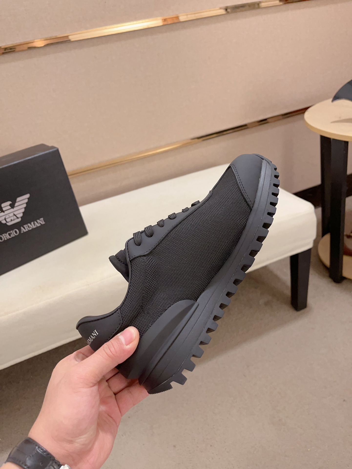 Precio de fábrica: 280Armani (Armani) sitio web oficial sincronizado con los últimos modelos de la p