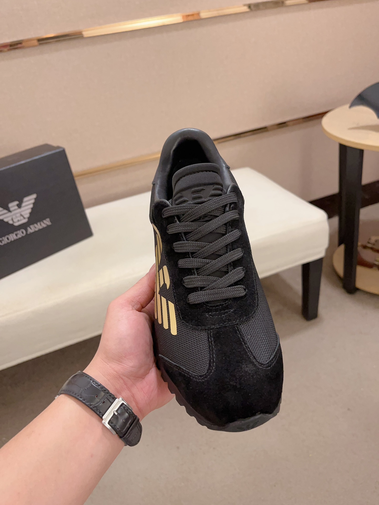 Precio de fábrica: 280Armani (Armani) sitio web oficial sincronizado con los últimos modelos de la p