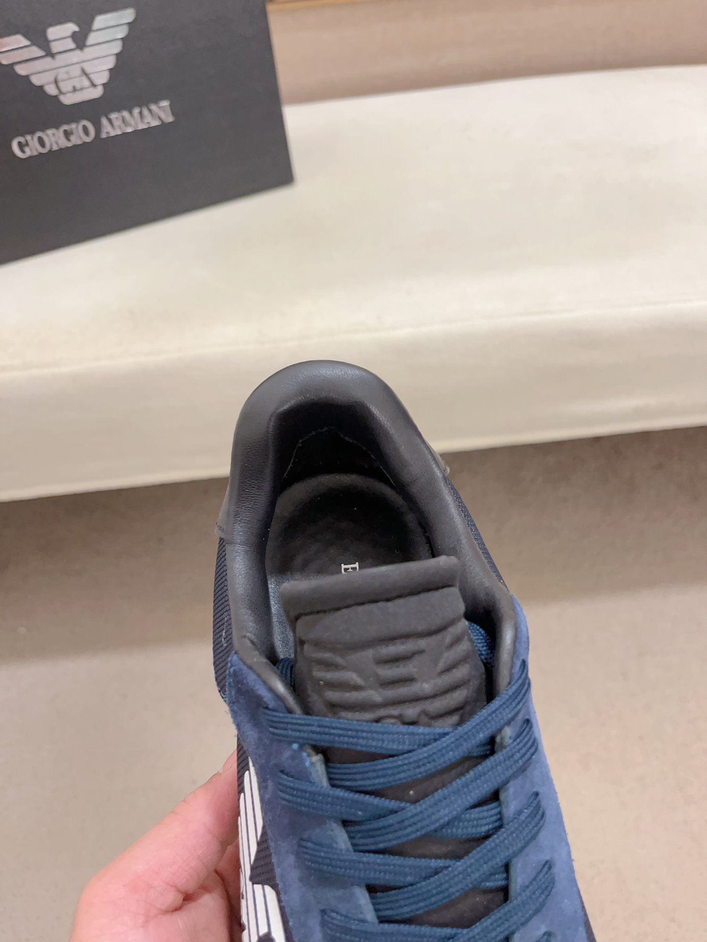 Precio de fábrica: 280Armani (Armani) sitio web oficial sincronizado con los últimos modelos de la p