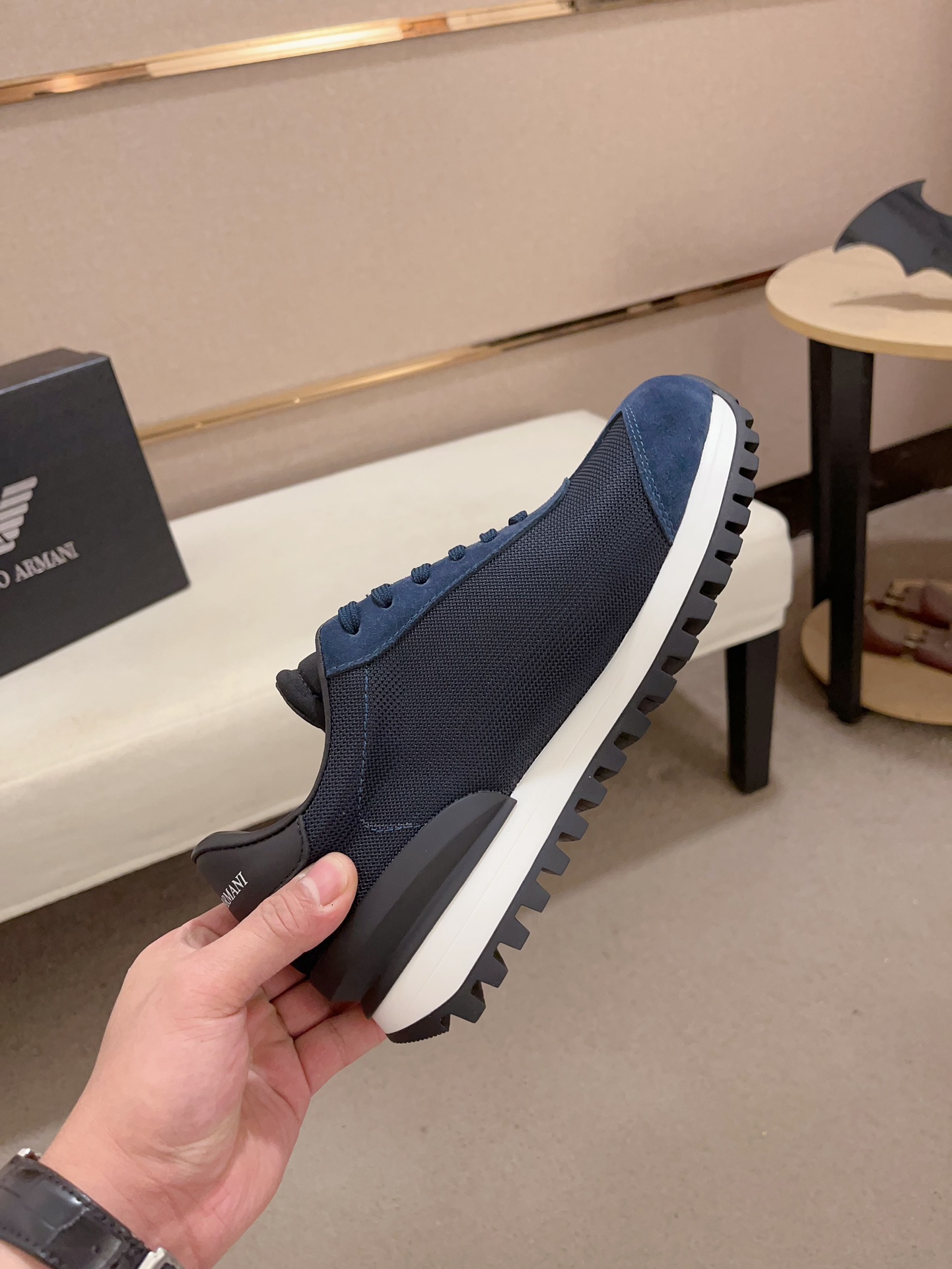 Precio de fábrica: 280Armani (Armani) sitio web oficial sincronizado con los últimos modelos de la p
