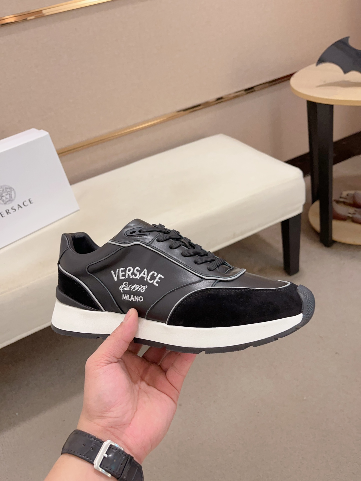 Factory precio Nuevo Versace (Versace) superior importado capa de cabeza de piel de vaca forro de pi
